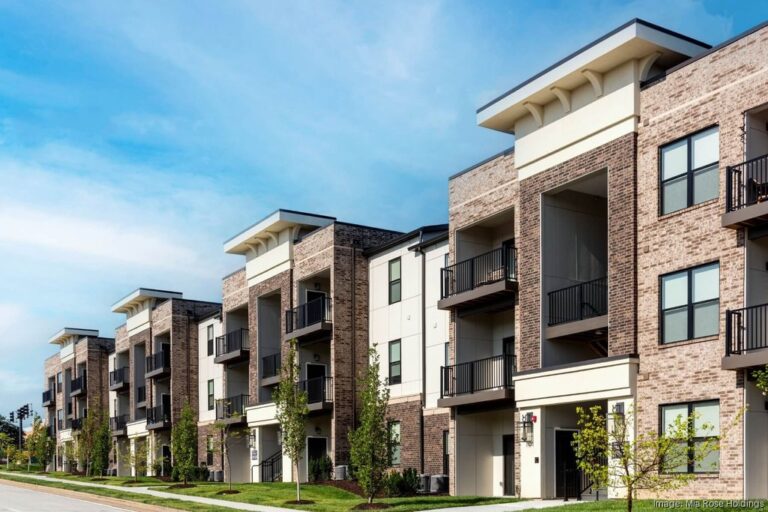 mrh-mia-rose-holdings-solstice-apartments-lake-saint-louis-ext