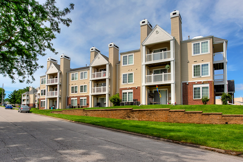Photo of the Ashley Square property in Des Moines, Iowa.