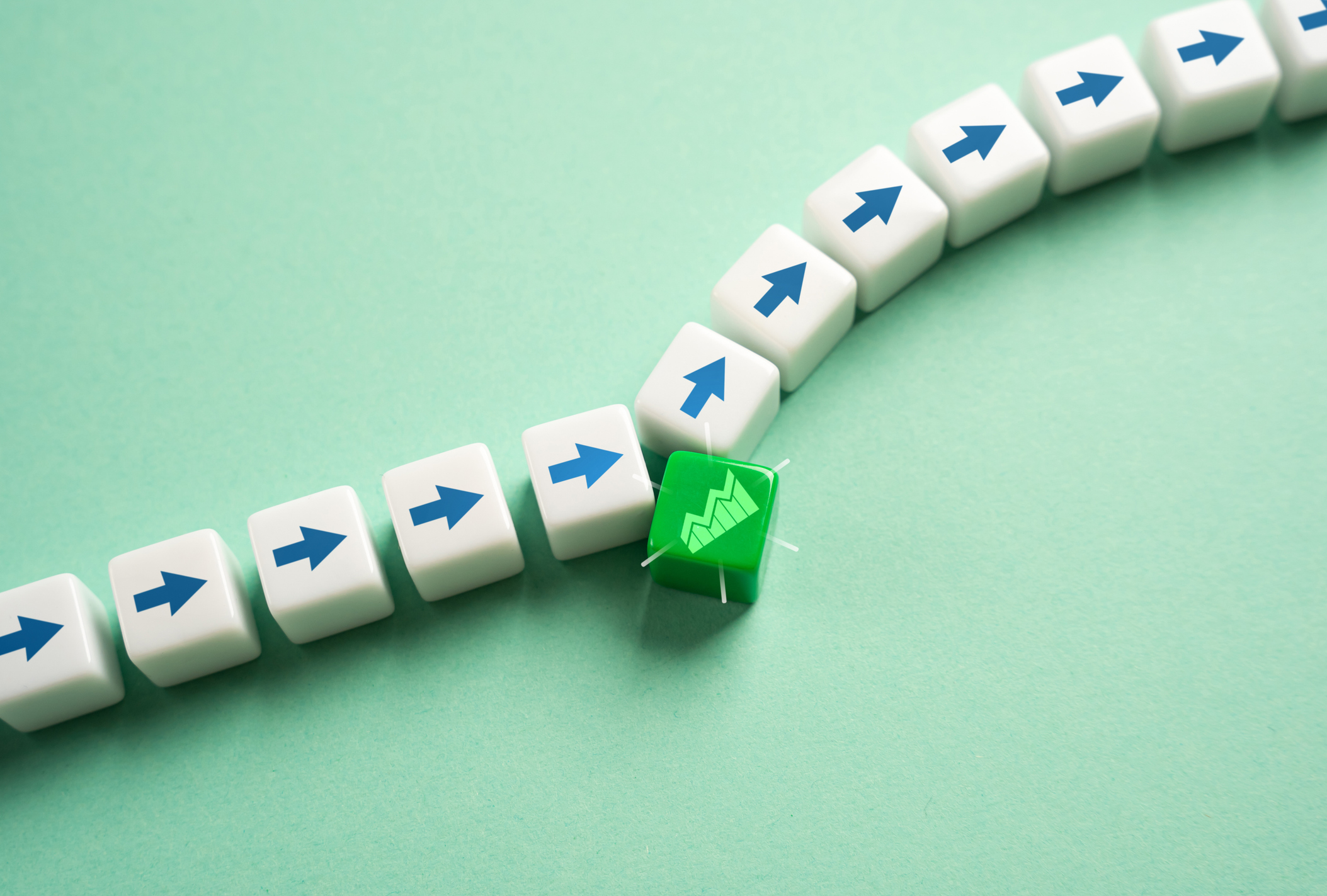 A positive forecast provokes an increase in prices and increased demand. Positive expectations of investors. Economic trends and financial decisions