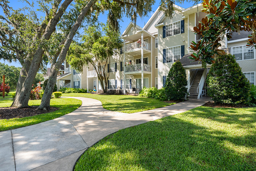 Photo the Huntington at Sundance property in Mulberry, Florida.
