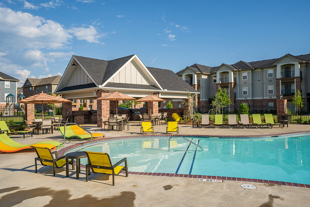 Photo of the pool area at the Sullivan Square property in Bentonville, AR
